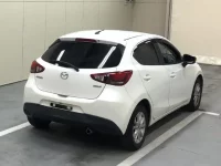 Mazda DEMIO лот № 3009 оценка 4  с аукциона в Японии 3