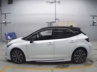 Toyota COROLLA SPORT лот № 36485 оценка 5  с аукциона в Японии 3