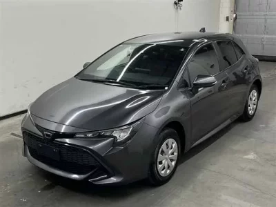 Toyota COROLLA SPORT  с аукциона в Японии