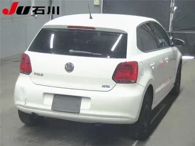 Volkswagen POLO  с аукциона в Японии