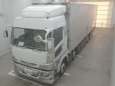 Mitsubishi FUSO TRUCK  с аукциона в Японии