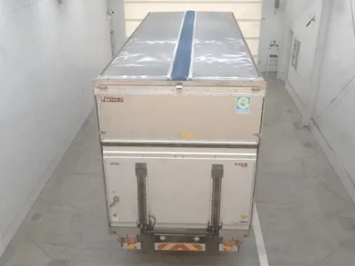 Isuzu FORWARD  с аукциона в Японии