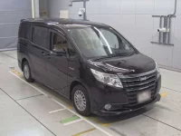 Toyota NOAH лот № 11002 оценка RA  с аукциона в Японии 4
