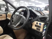 Toyota NOAH лот № 11002 оценка RA  с аукциона в Японии 6