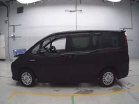 Toyota NOAH лот № 11002 оценка RA  с аукциона в Японии 3