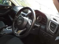 Mazda AXELA лот № 11006 оценка 4  с аукциона в Японии 6