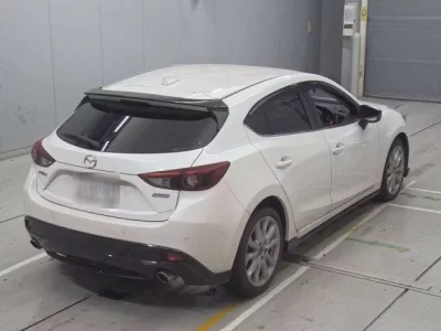 Mazda AXELA  с аукциона в Японии