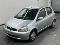 Toyota VITZ лот № 85146 оценка 3.5  с аукциона в Японии 3