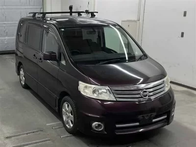 Nissan SERENA  с аукциона в Японии