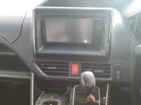 Toyota ESQUIRE лот № 11017 оценка 3.5  с аукциона в Японии 9