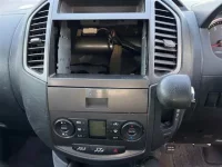 Nissan LAFESTA лот № 90065 оценка 3  с аукциона в Японии 5