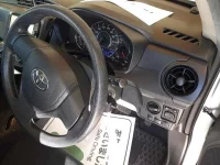 Toyota COROLLA AXIO лот № 30390 оценка RA  с аукциона в Японии 6