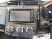 Toyota COROLLA AXIO лот № 30390 оценка RA  с аукциона в Японии 9