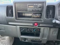 Nissan CLIPPER VAN лот № 90067 оценка 3  с аукциона в Японии 4