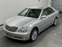 Toyota CROWN лот № 90071 оценка 4  с аукциона в Японии 3