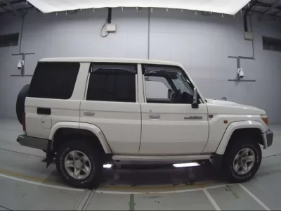 Toyota LAND CRUISER  с аукциона в Японии