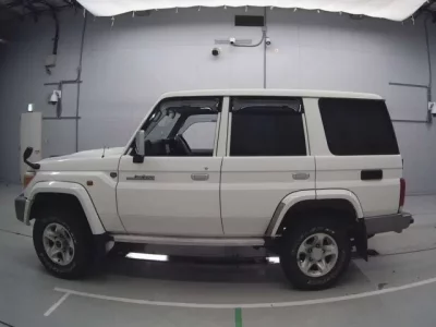 Toyota LAND CRUISER  с аукциона в Японии