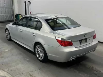 BMW 5-Series  с аукциона в Японии