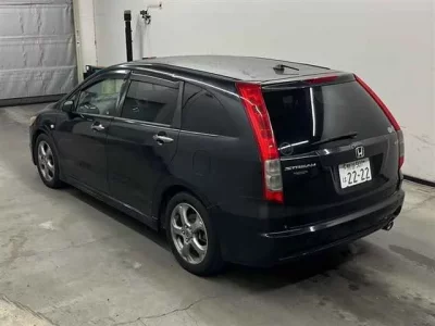 Honda STREAM  с аукциона в Японии