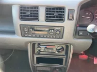 Mazda DEMIO лот № 90118 оценка 3  с аукциона в Японии 5