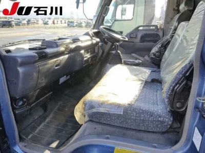 Isuzu ELF  с аукциона в Японии