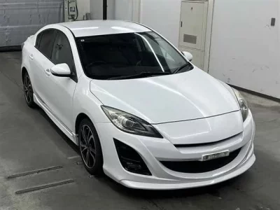 Mazda AXELA  с аукциона в Японии