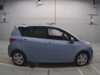 Toyota RACTIS лот № 30438 оценка R  с аукциона в Японии 2