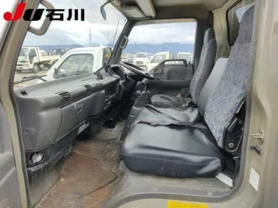 Isuzu ELF  с аукциона в Японии