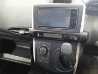 Toyota WISH лот № 30445 оценка 3.5  с аукциона в Японии 9