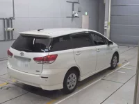 Toyota WISH лот № 30445 оценка 3.5  с аукциона в Японии 1