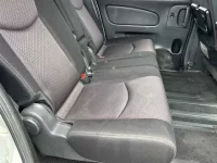 Nissan SERENA лот № 90172 оценка 3.5  с аукциона в Японии 7