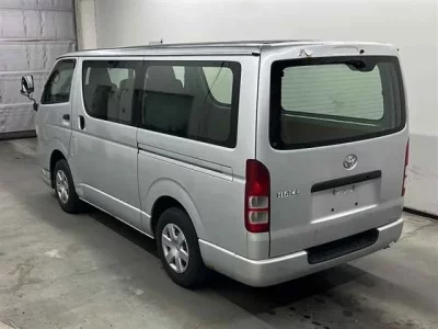Toyota HIACE VAN  с аукциона в Японии