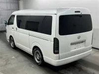 Toyota HIACE лот № 80044 оценка X  с аукциона в Японии 1
