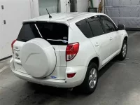 Toyota RAV4 лот № 10313 оценка 4  с аукциона в Японии 4