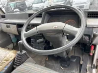 Mitsubishi CANTER лот № 10325 оценка R  с аукциона в Японии 2