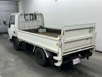 Mitsubishi CANTER лот № 10325 оценка R  с аукциона в Японии 1