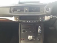 Lexus CT лот № 30481 оценка 4  с аукциона в Японии 9