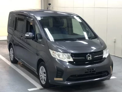 Honda STEP WAGON  с аукциона в Японии