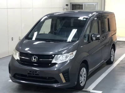 Honda STEP WAGON  с аукциона в Японии