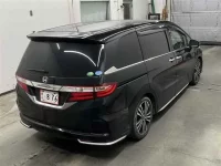 Honda ODYSSEY лот № 10330 оценка 3  с аукциона в Японии 4