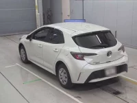 Toyota COROLLA SPORT лот № 33539 оценка 5  с аукциона в Японии 5