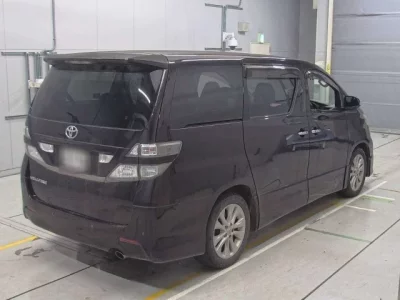 Toyota VELLFIRE  с аукциона в Японии