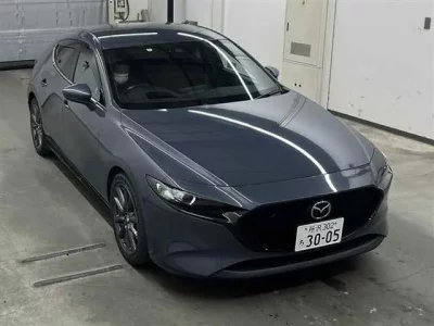 Mazda MAZDA3  с аукциона в Японии