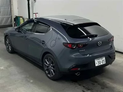 Mazda MAZDA3  с аукциона в Японии