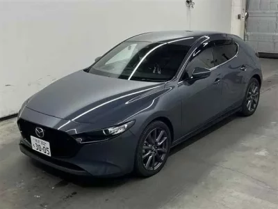 Mazda MAZDA3  с аукциона в Японии