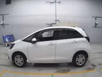 Honda FIT лот № 30506 оценка RA  с аукциона в Японии 3