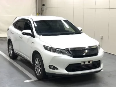 Toyota HARRIER  с аукциона в Японии