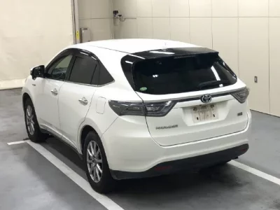 Toyota HARRIER  с аукциона в Японии