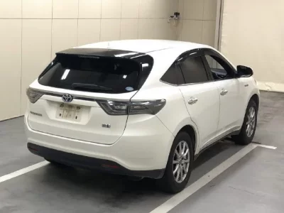 Toyota HARRIER  с аукциона в Японии