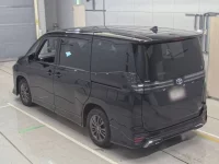 Toyota VOXY лот № 30524 оценка RA  с аукциона в Японии 5
